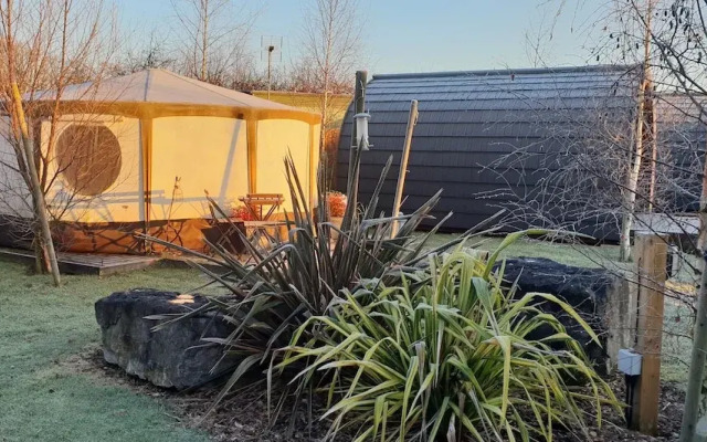 The Little Hide - Adult Only Camping Pods