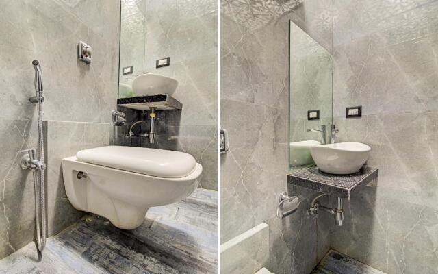 Capital O 74732 Prime Grand Hotel