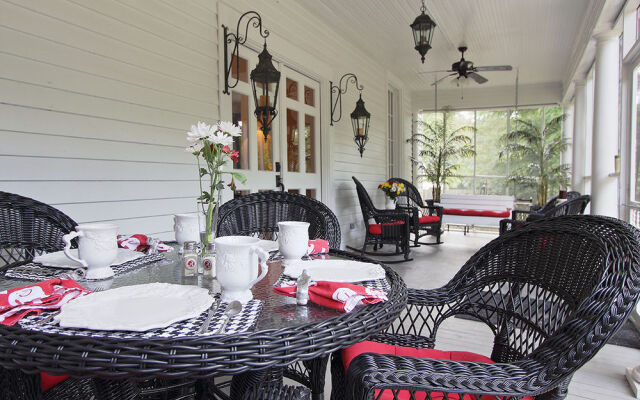 Bama Bed & Breakfast Campus