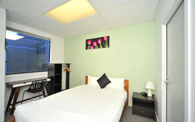 The Setup on Dixon - Hostel