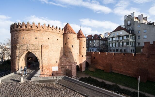 Old Town Heart VII - TheBarbican