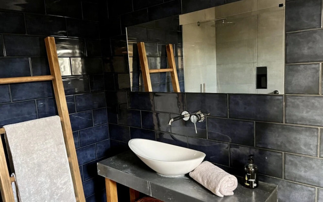 Palm View Guesthouse-Adults only