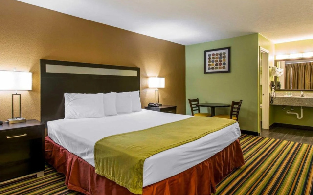 Quality Inn Davenport - Maingate South