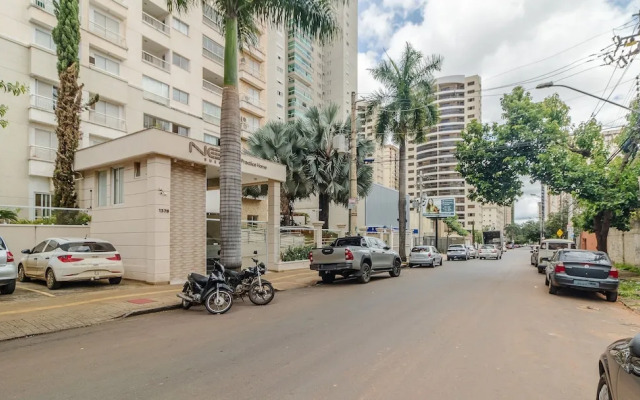 Apt w/ Pool in Setor Bueno - Nph0904