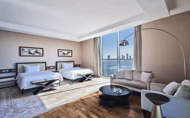 Rixos The Palm Hotel & Suites