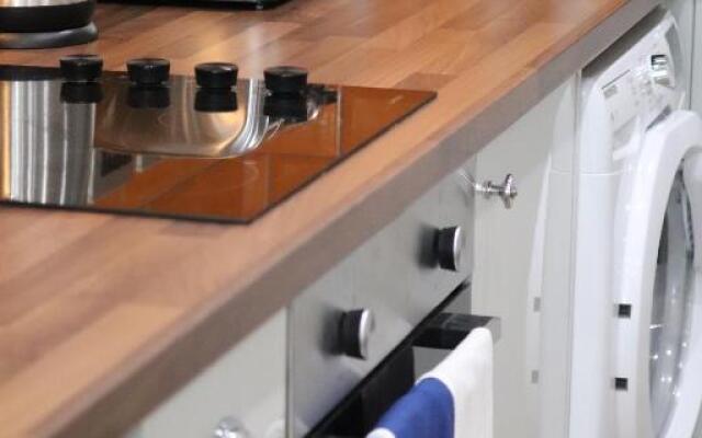 Halifax House, Studio Apartment 213