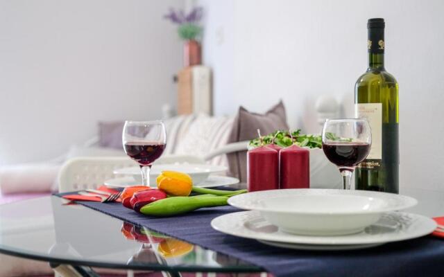 Izabella Guest House