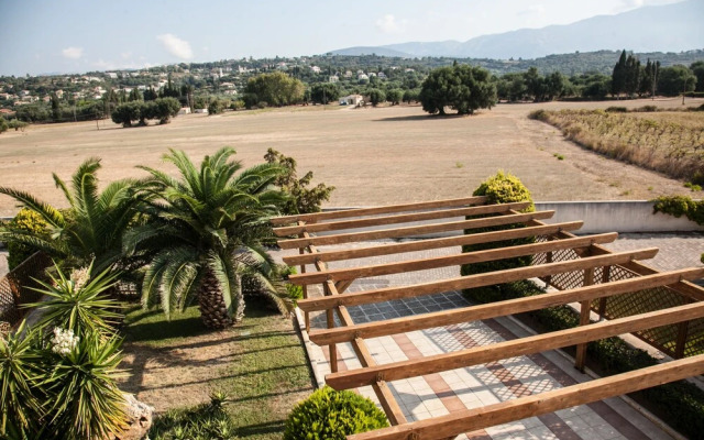 Villa Aethra