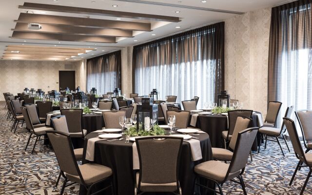 DoubleTree by Hilton Asheville Downtown