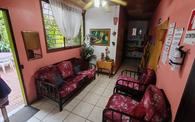 Doña Mercedes