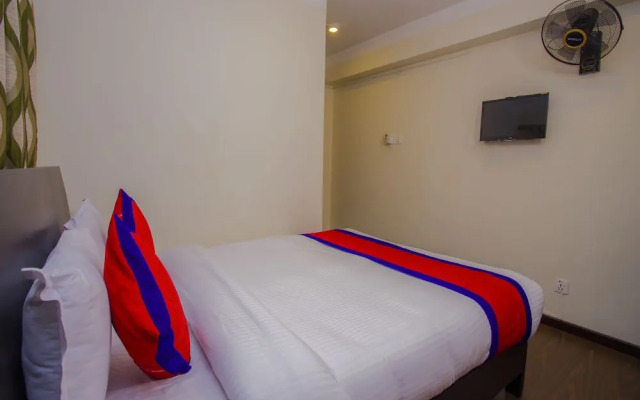 OYO 299 Hotel Sweet Home