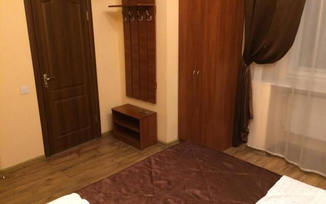 Tsisar Bankir Hotel