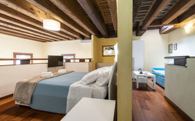 Doge Palace 4 - Locz