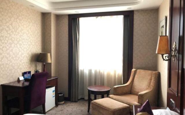 Hua Rong Hotel