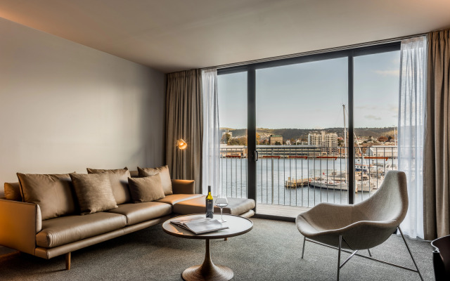 MACq 01 Hotel