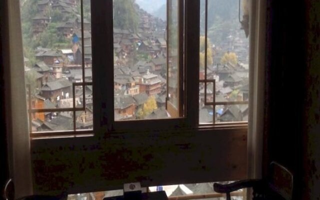 Xijiang Huayin Holiday Hotel