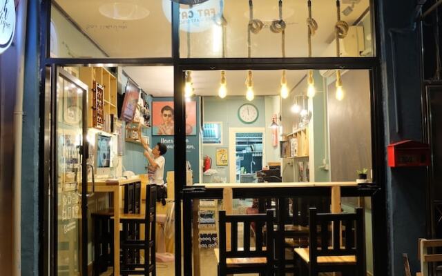 Fat Cat Hostel
