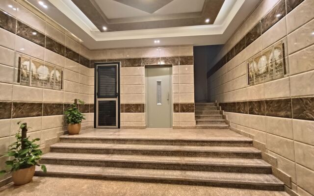 DISCOVER Pyramids inn