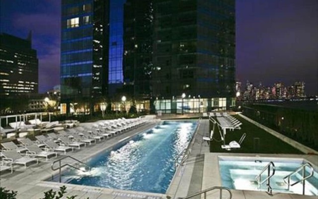 Global Luxury Suites at Greene