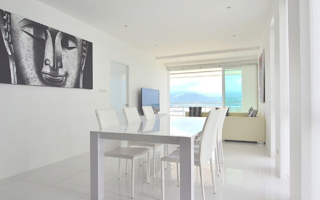 Luxury Apartment Unique Residences