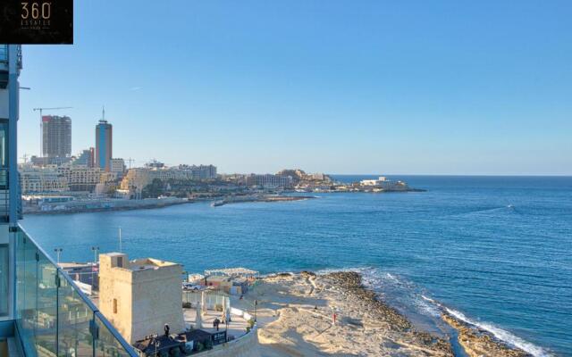 Seafront Sliema - Spacious 3BR opposite beach - AC by 360 Estates