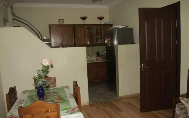 Hostel Sozari