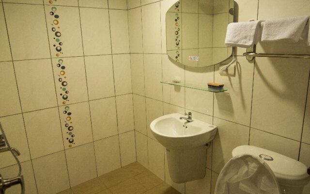 168 Inn Puli
