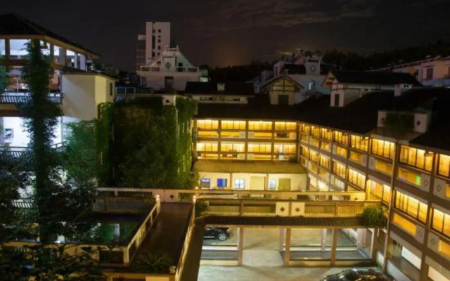 Longquan Nanguo Garden Hotel