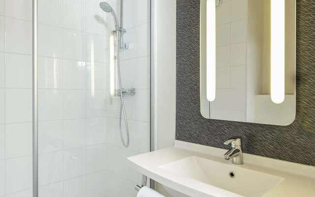 ibis Chartres Ouest Luce