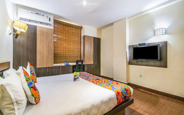 FabHotel Empire Grand Suites Ernakulam