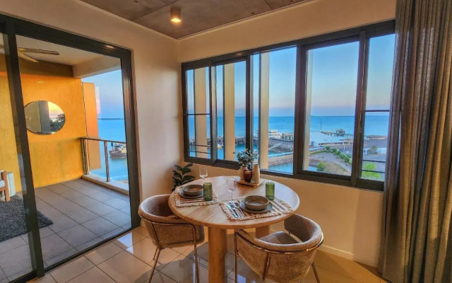 Penthouse-Level Waterfront Apartment (Adults Only)