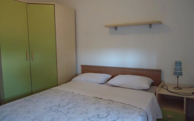 Apartment Take a Look