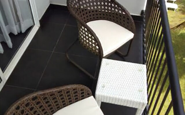 South Beach Villa 69