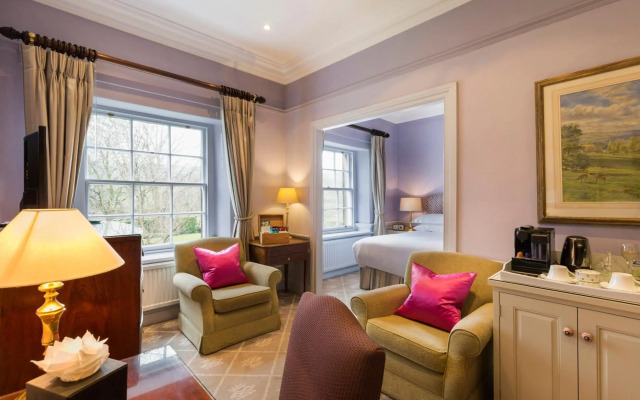 The Devonshire Arms Hotel