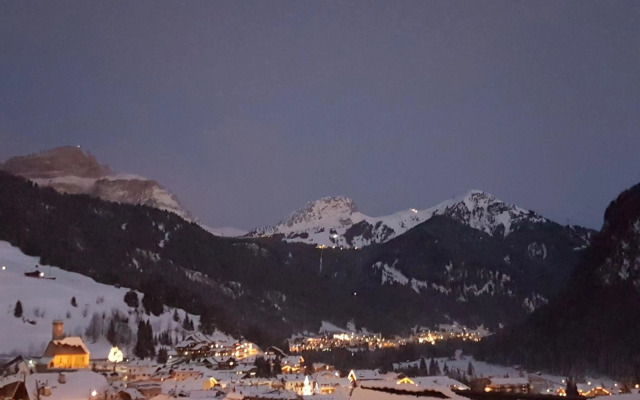 Appartamento panoramico Campitello di Fassa