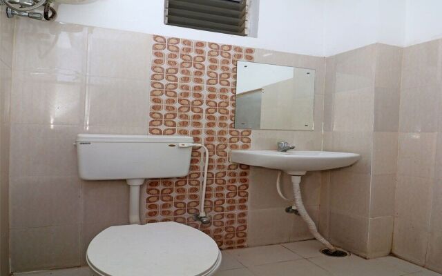 OYO 3012 Hotel Nayak Plaza