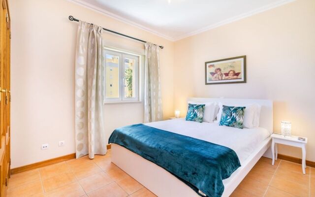 Vilamoura Family Apartment