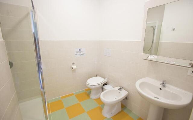Central Rooms 128