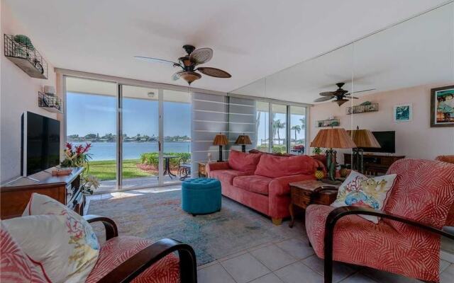 Bahia Vista 7115 - Two Bedroom Condo