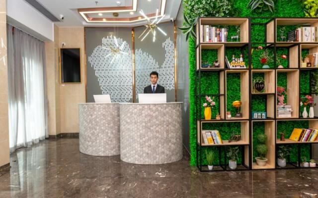 GreenTree Alliance Hotel Shenzhen Futian District Exhibition Center Jingtian Metro Station