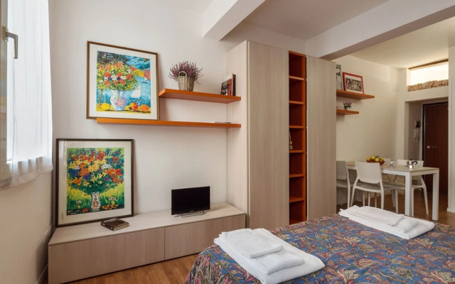 San Felice Colourful Studio