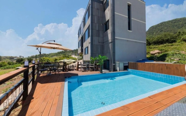 Geojedo Top Class Pension