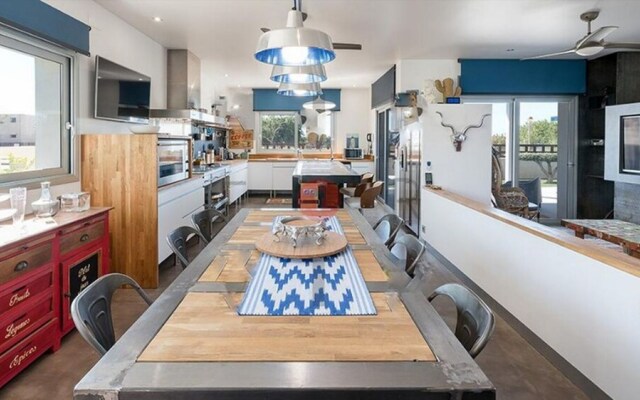 Villa Ardia - 50 Metres From the Beach