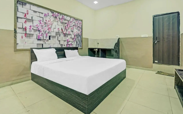 Oyo Flagship 805571 Hotel New Ss Palace.