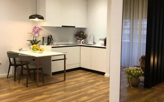 Skanderbeg Square Deluxe 3