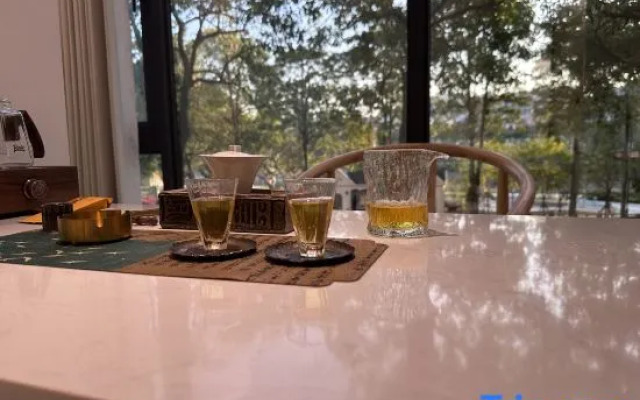 Ming Shanshui Shiguang Hotel