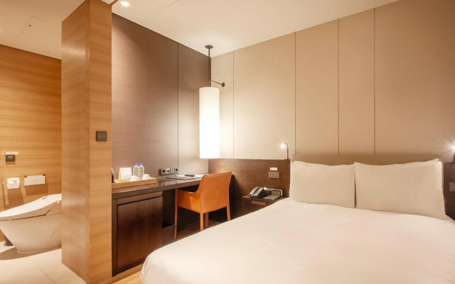Crown Park Hotel