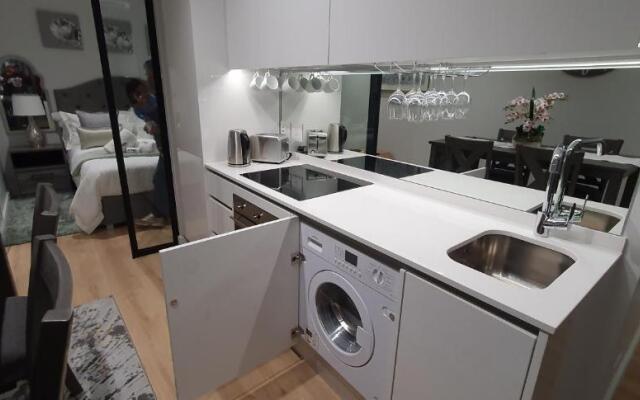 Ellipse Luxury High Rise Apartment