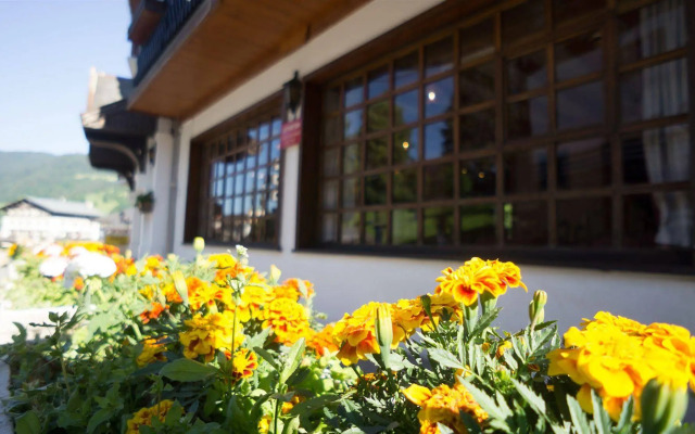 Hotel Rond Point d'Arbois