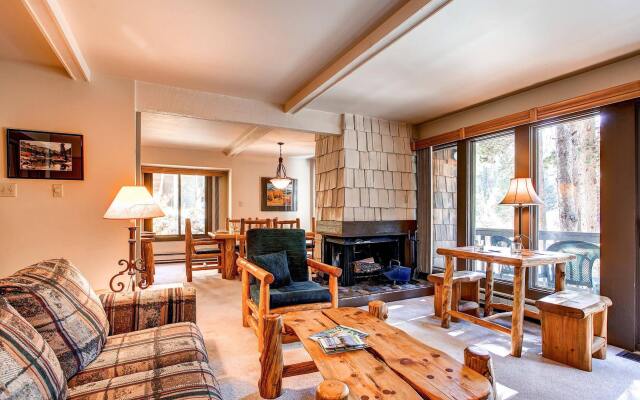Tannenbaum Condominiums by Ski Country Resorts